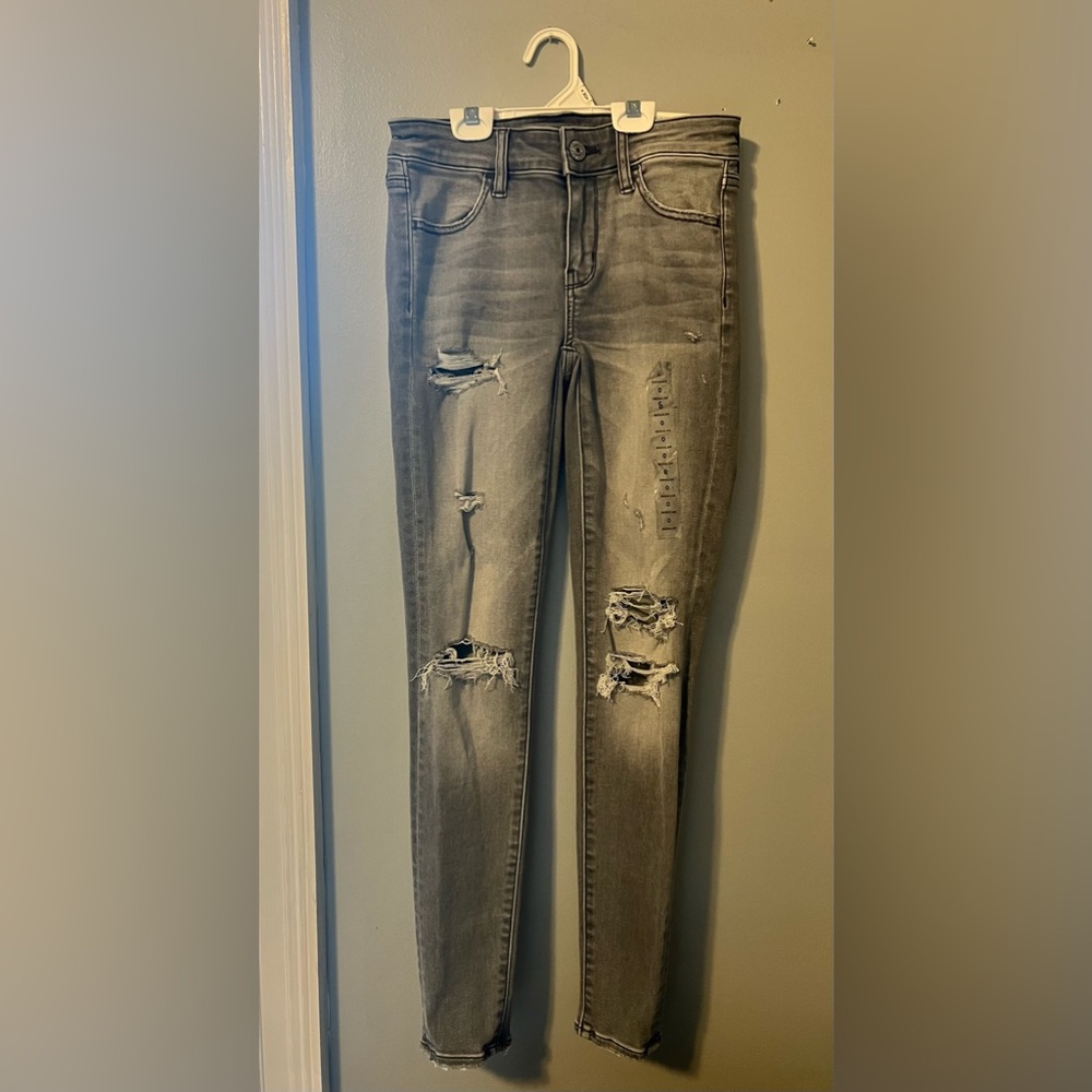 American eagle jeans.